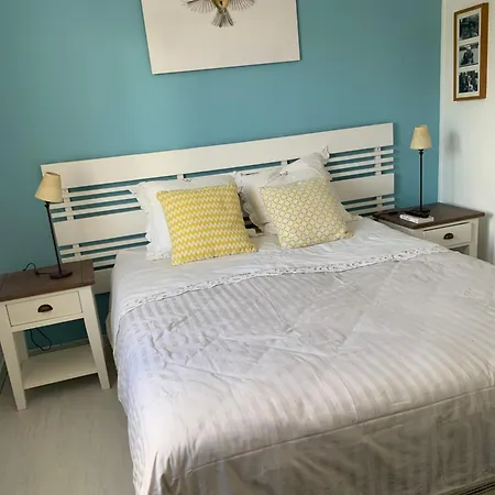 Guest house Superieur Sur L 'etang 3*