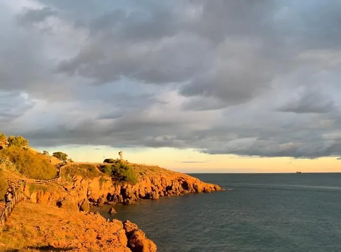 Double De Luxe Independante Au Rez De Chaussee, Parking Konukevi Sète
